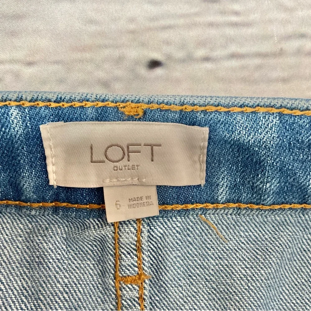LOFT Outlet Button Front Denim Skirt Closure Raw Hem Cotton 6